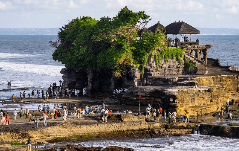 How To Travel To Bali ON A Budget